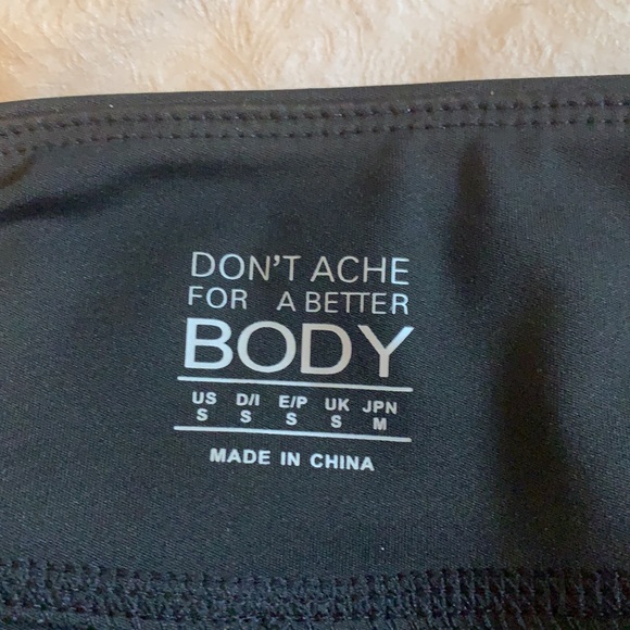 ❌SOLD❌Black biker shorts (shorter length) - Picture 6 of 6